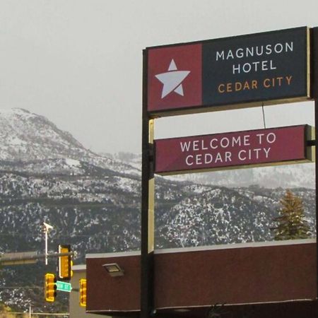 Magnuson Cedar City Kültér fotó