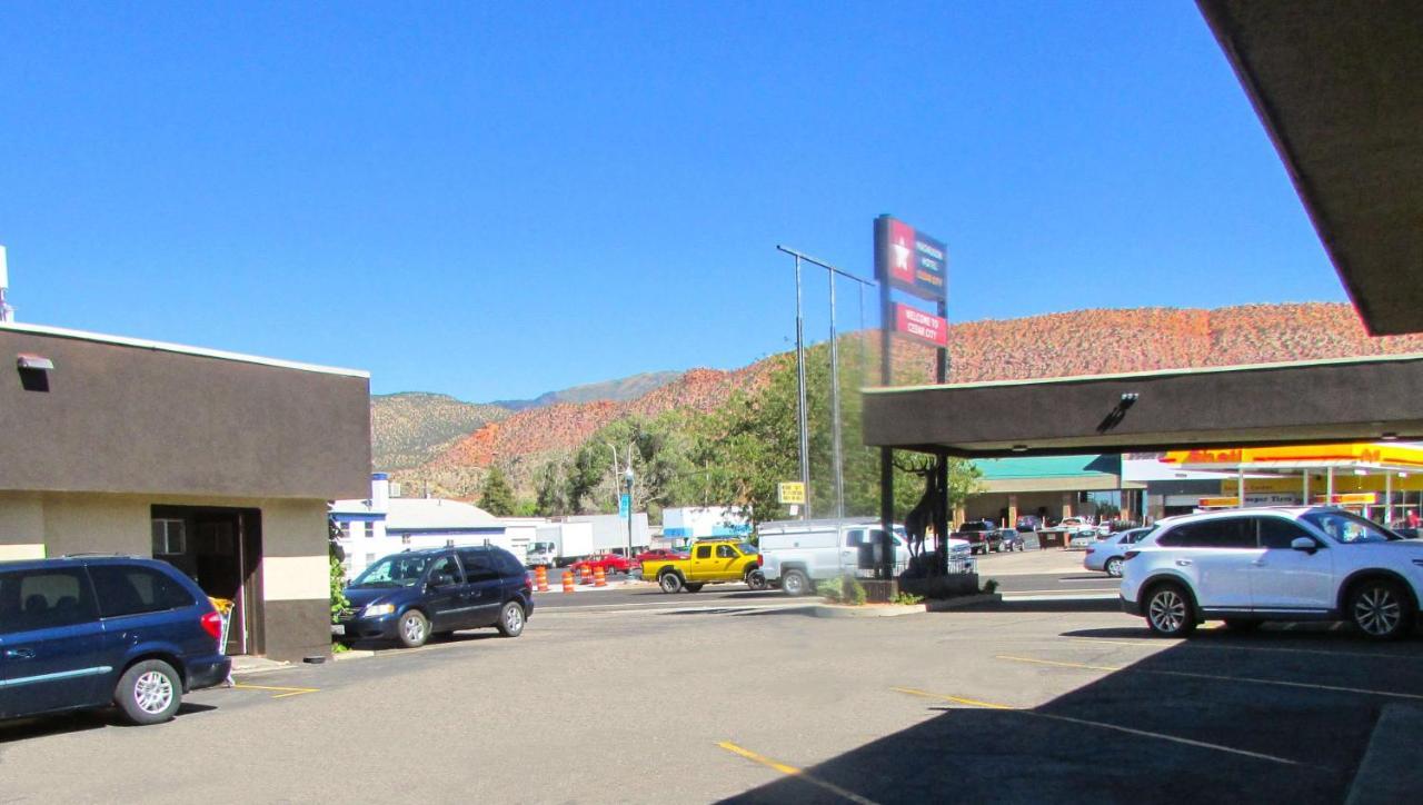 Magnuson Cedar City Kültér fotó